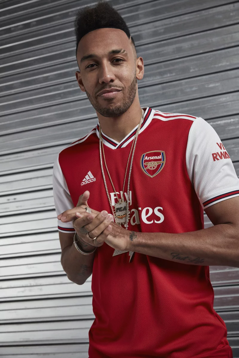post card 13300772_Adidas_FW19_Arsenal_Home_AUBAMEYANG_0218.webp (2).webp